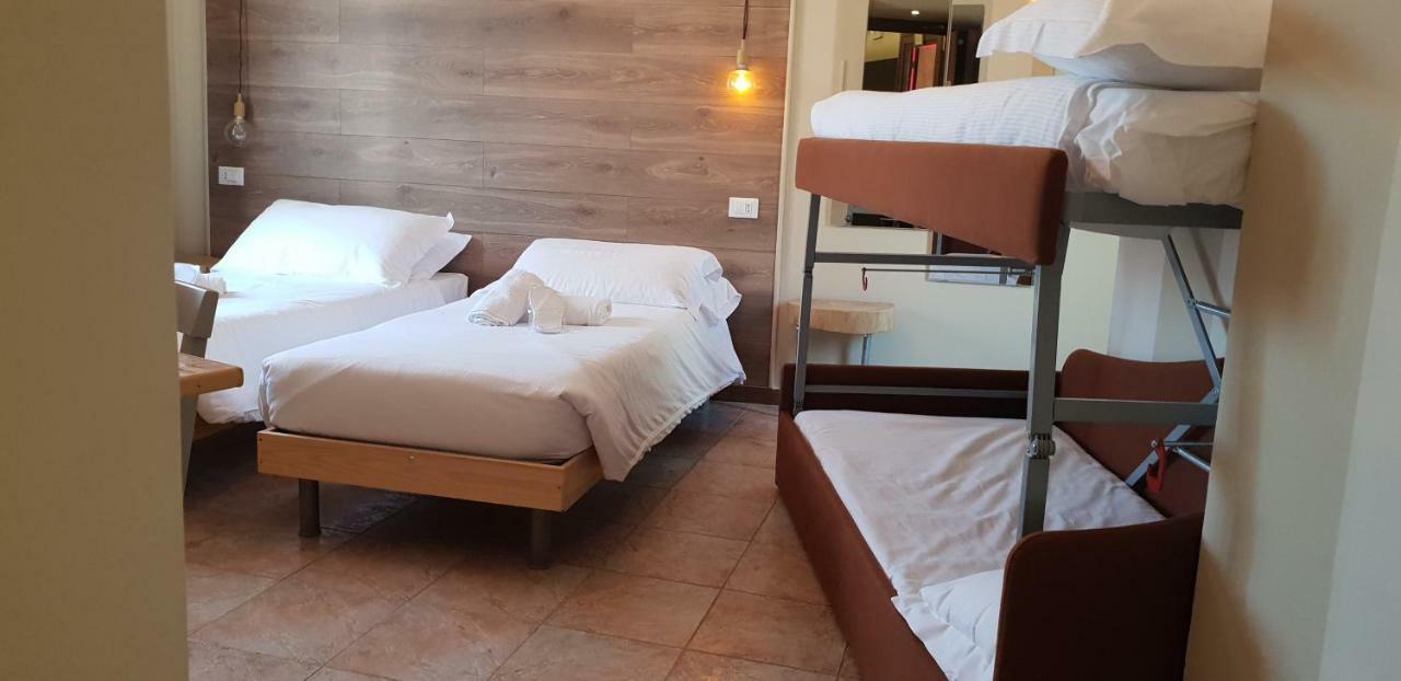 Raphael Hotel